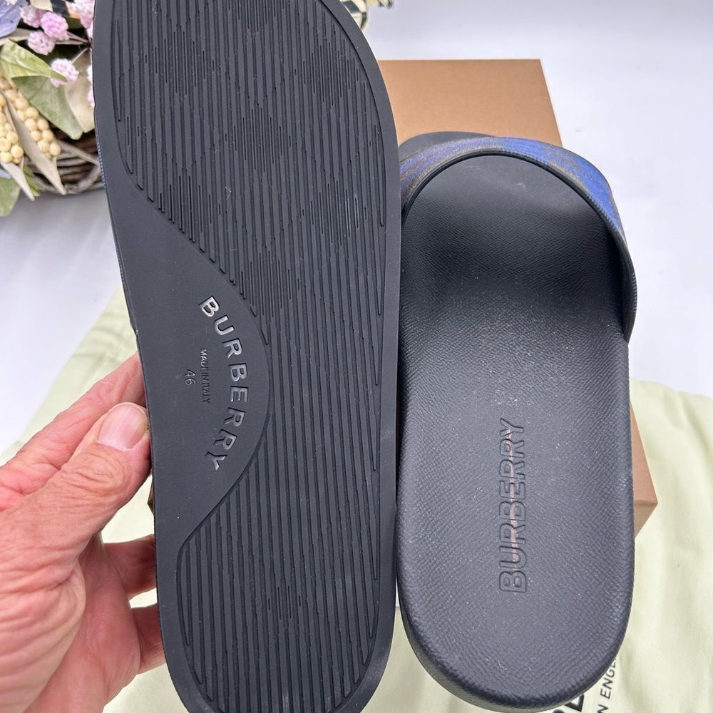 Men’s Burberry rubber pool, slides size 46 made in Italy - Picture 7 of 9